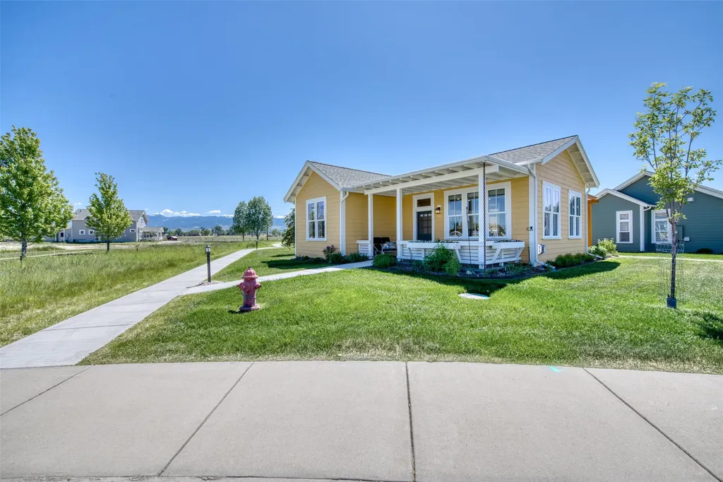 306 Mansion View Loop Hamilton MT 59840