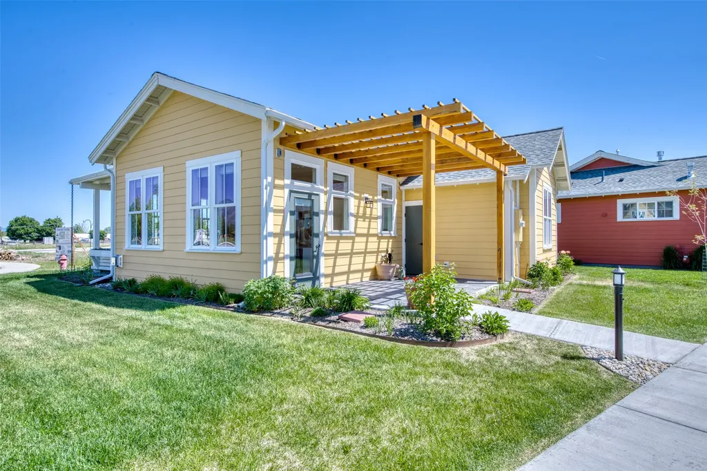 306 Mansion View Loop Hamilton MT 59840