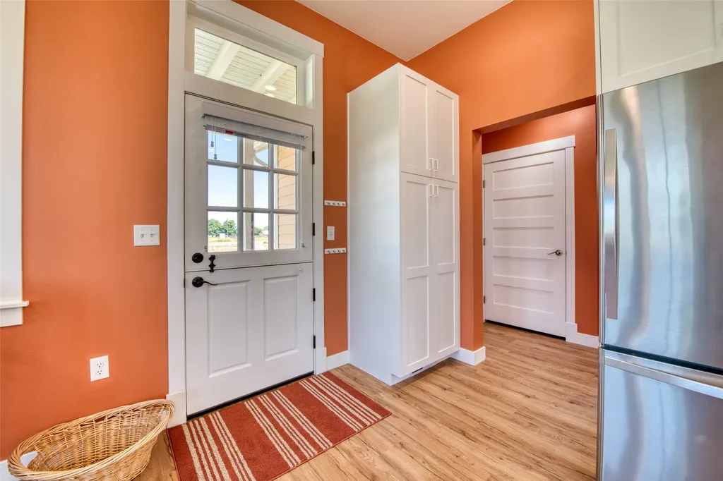306 Mansion View Loop Hamilton MT 59840