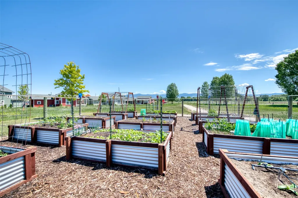 306 Mansion View Loop Hamilton MT 59840