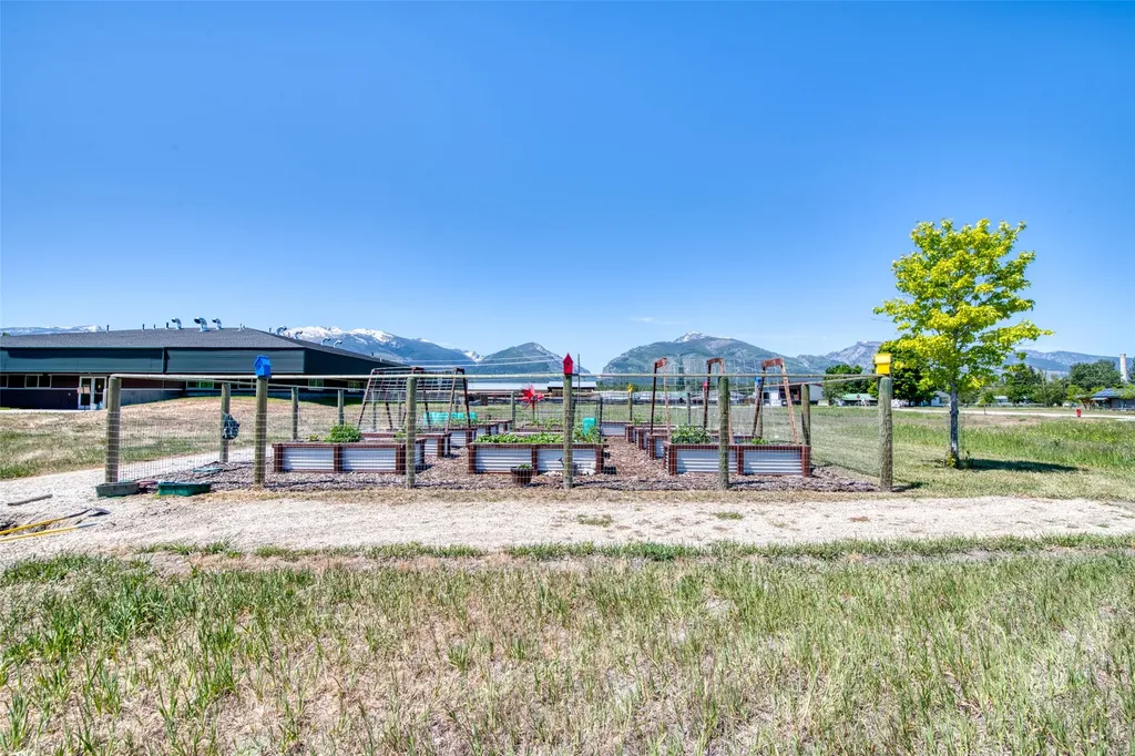 306 Mansion View Loop Hamilton MT 59840