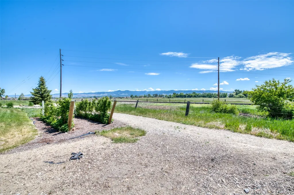 306 Mansion View Loop Hamilton MT 59840