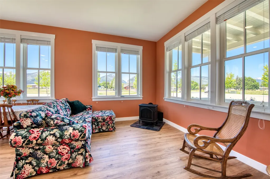 306 Mansion View Loop Hamilton MT 59840