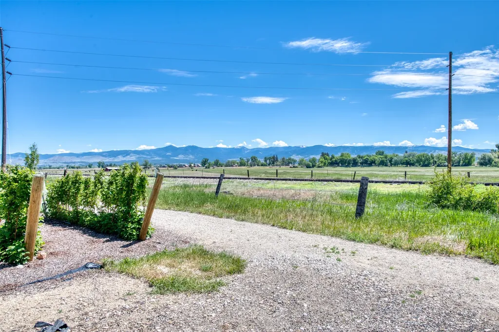 306 Mansion View Loop Hamilton MT 59840