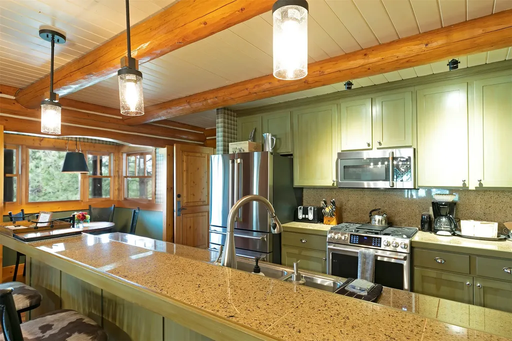 752 Pallo Trail Hamilton MT 59840