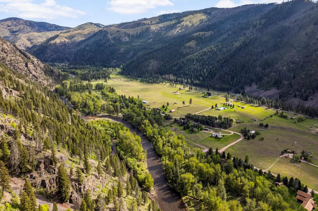 20 Sawmill Fishing Road Clinton MT 59825