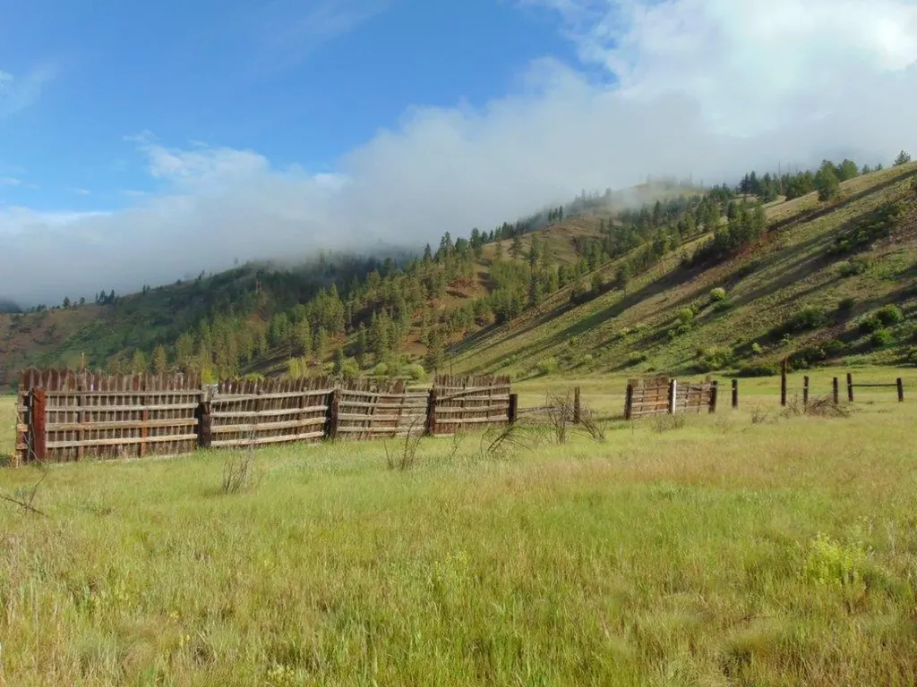 27235 Lazy Springs Road Clinton MT 59825