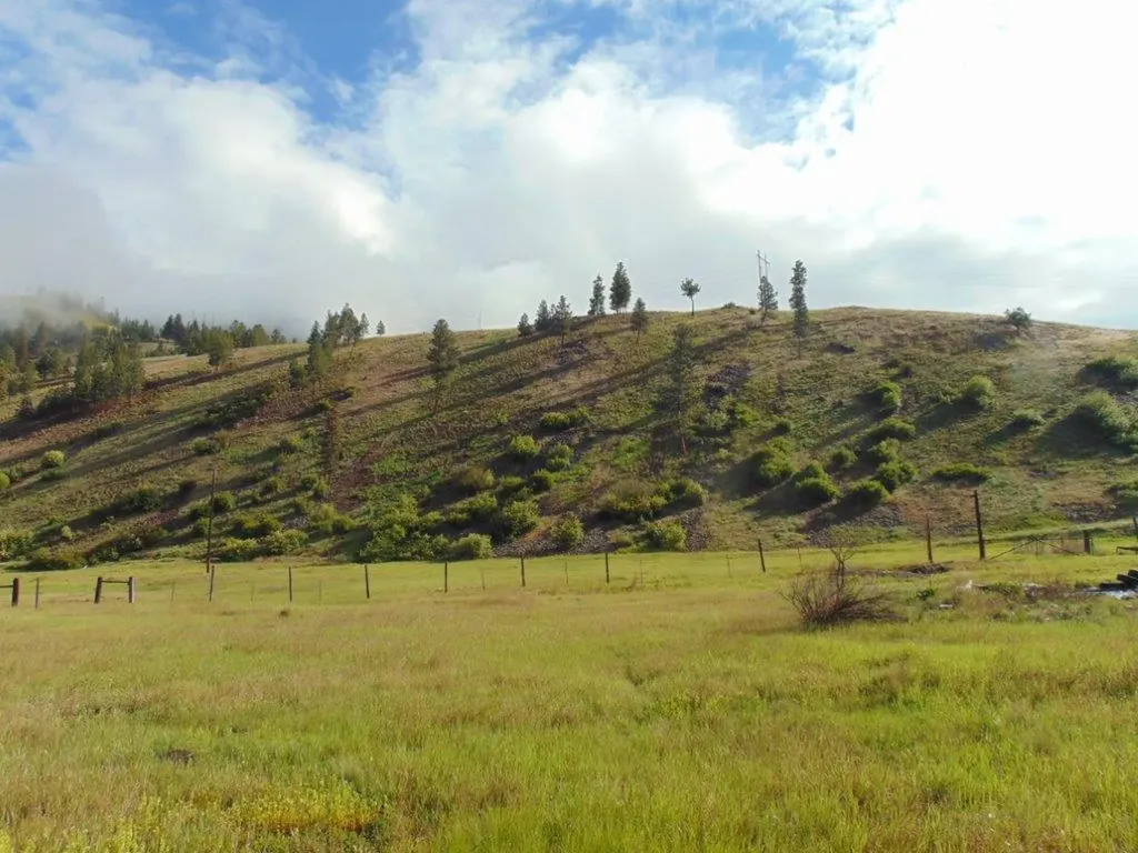 27235 Lazy Springs Road Clinton MT 59825