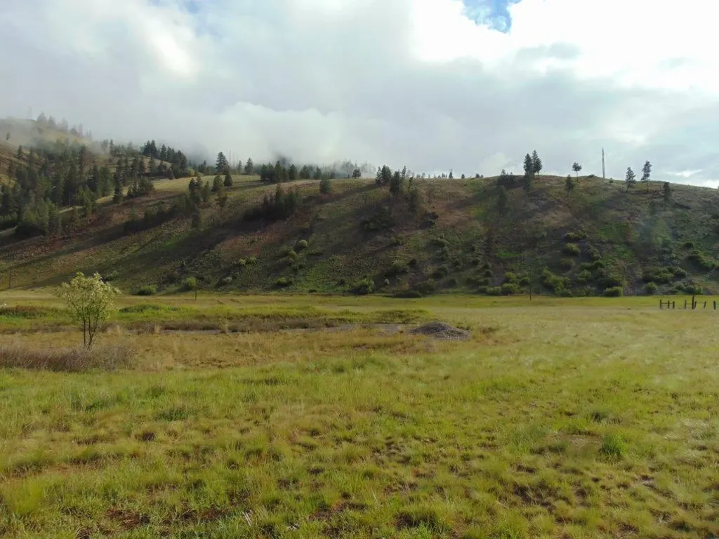 27235 Lazy Springs Road Clinton MT 59825