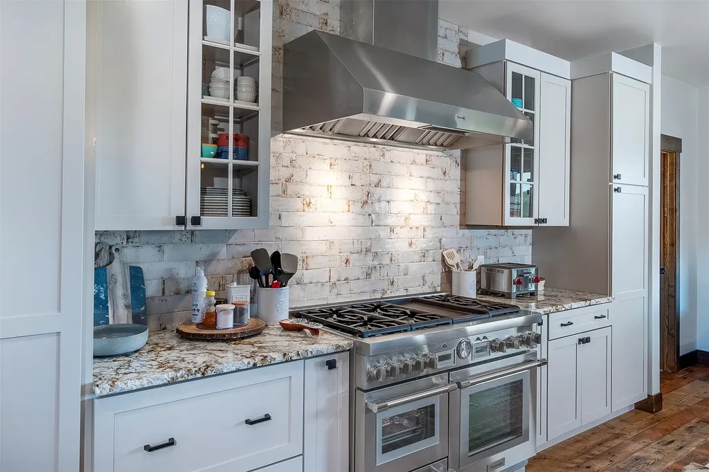 45331 Turnquist Road Ronan MT 59864