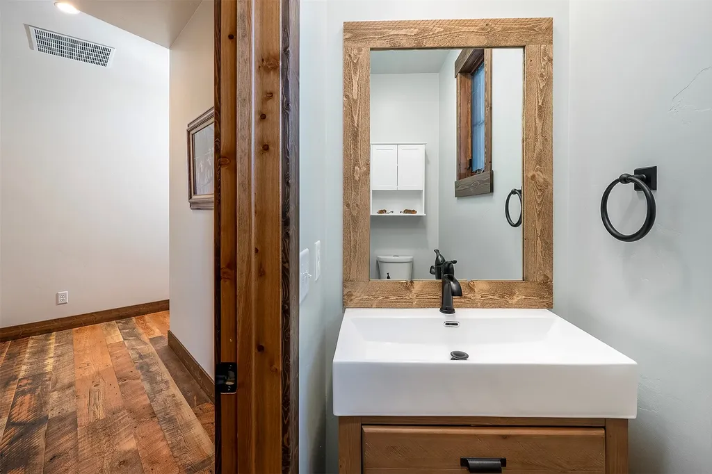 45331 Turnquist Road Ronan MT 59864
