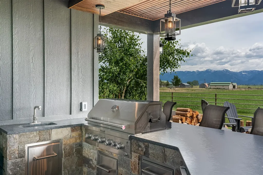 45331 Turnquist Road Ronan MT 59864