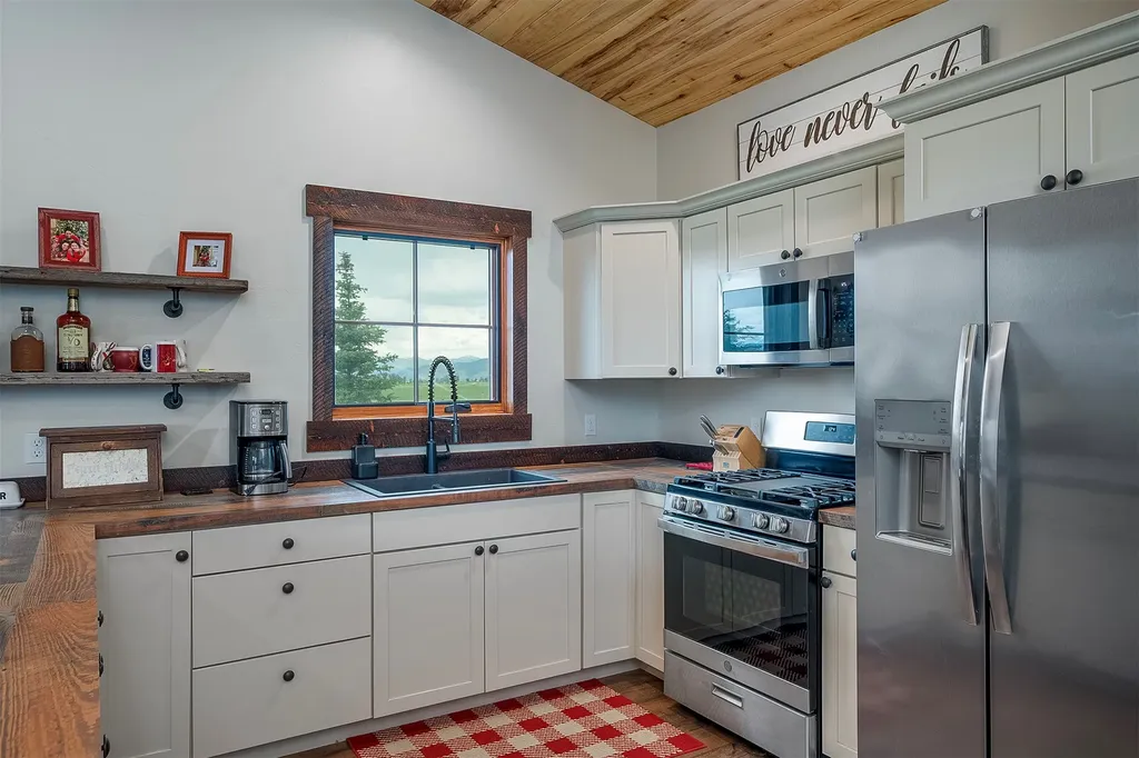45331 Turnquist Road Ronan MT 59864