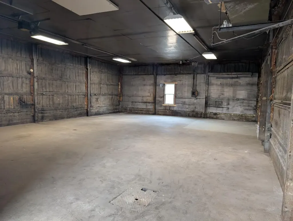 807 Oilfield Avenue Shelby MT 59474
