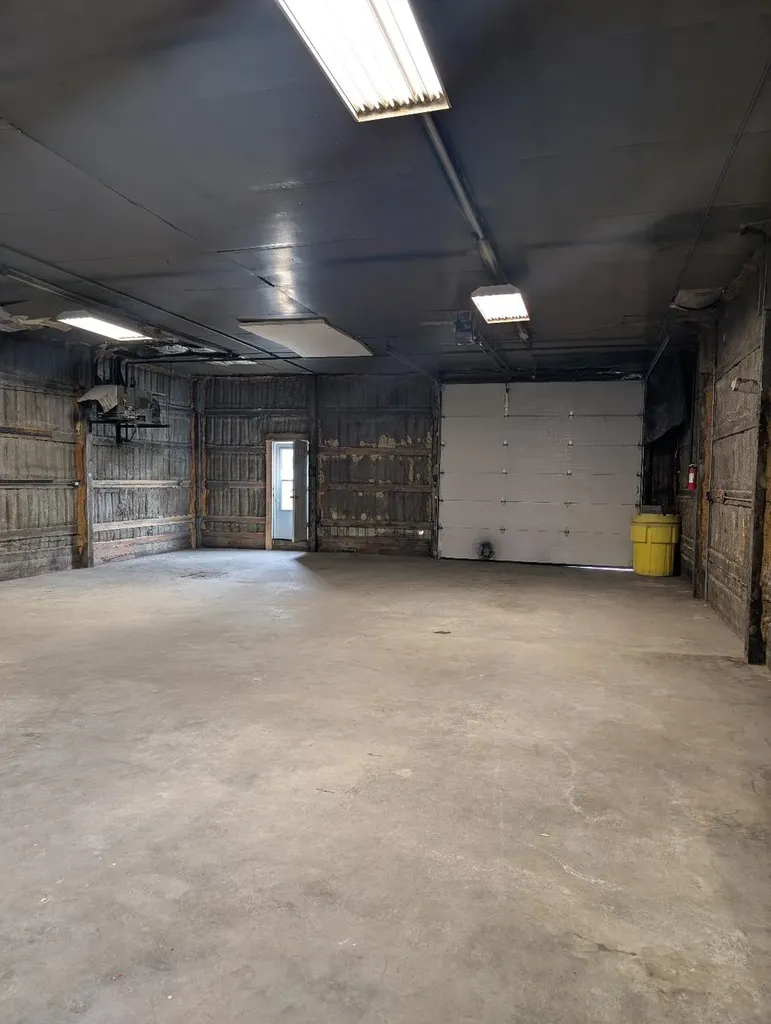 807 Oilfield Avenue Shelby MT 59474