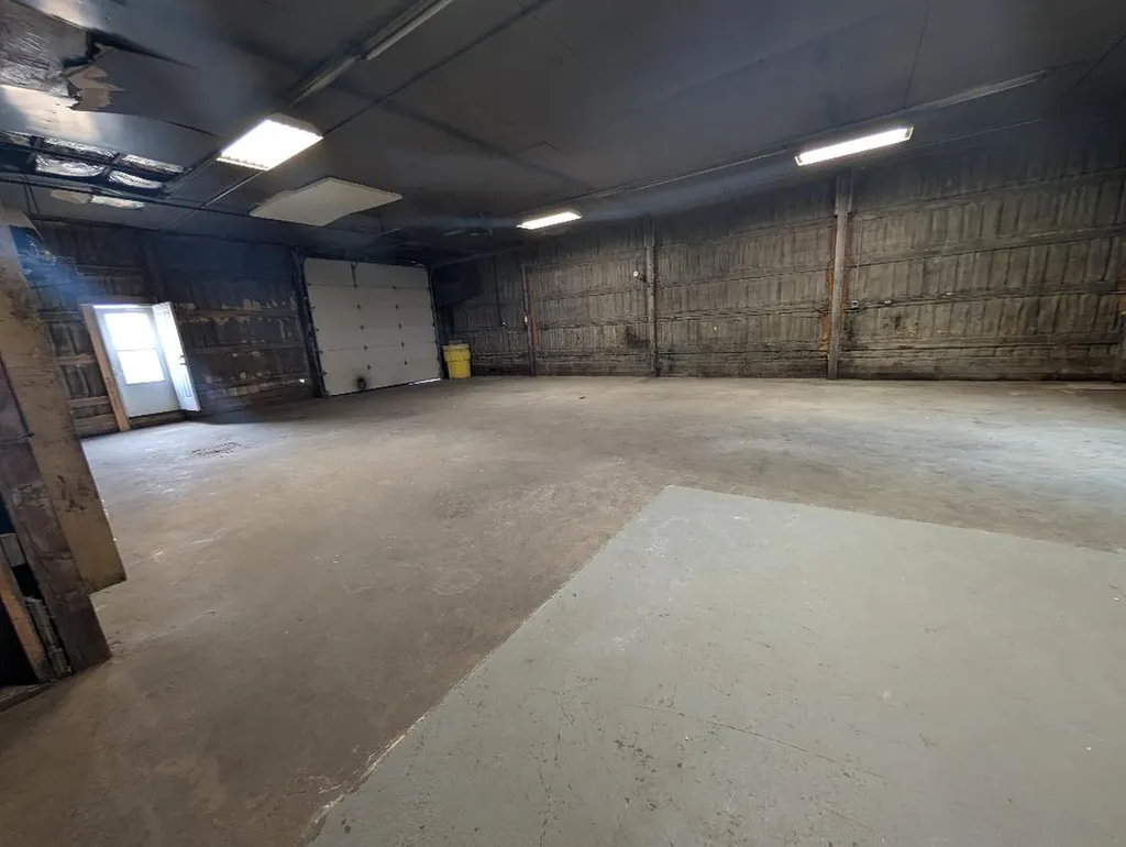 807 Oilfield Avenue Shelby MT 59474