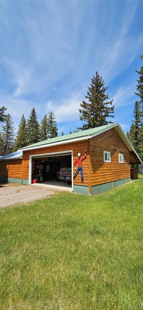 218 Hudson Lane Lincoln MT 59639