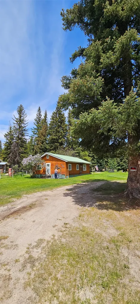 218 Hudson Lane Lincoln MT 59639