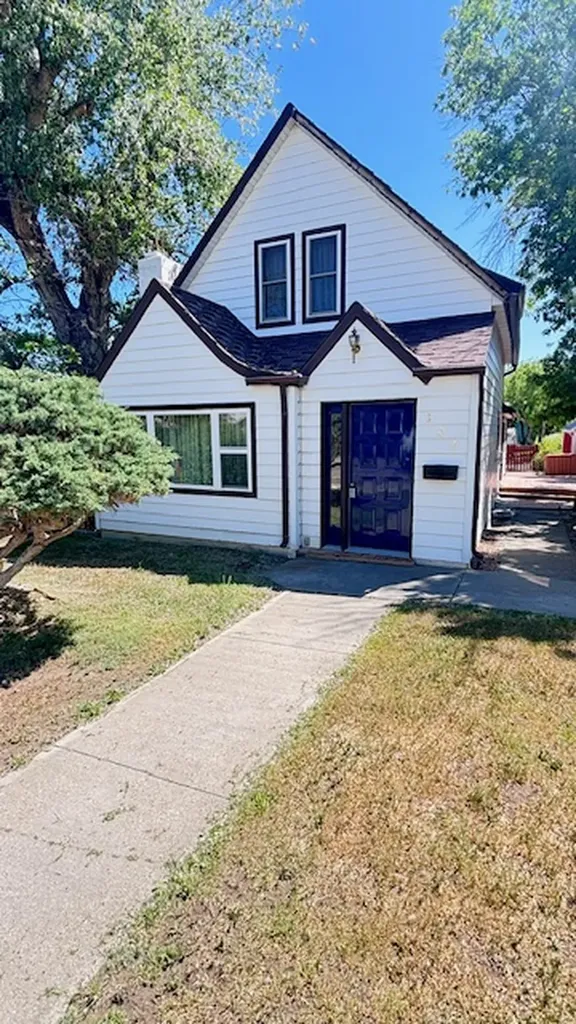 324 7th Avenue S Shelby MT 59474