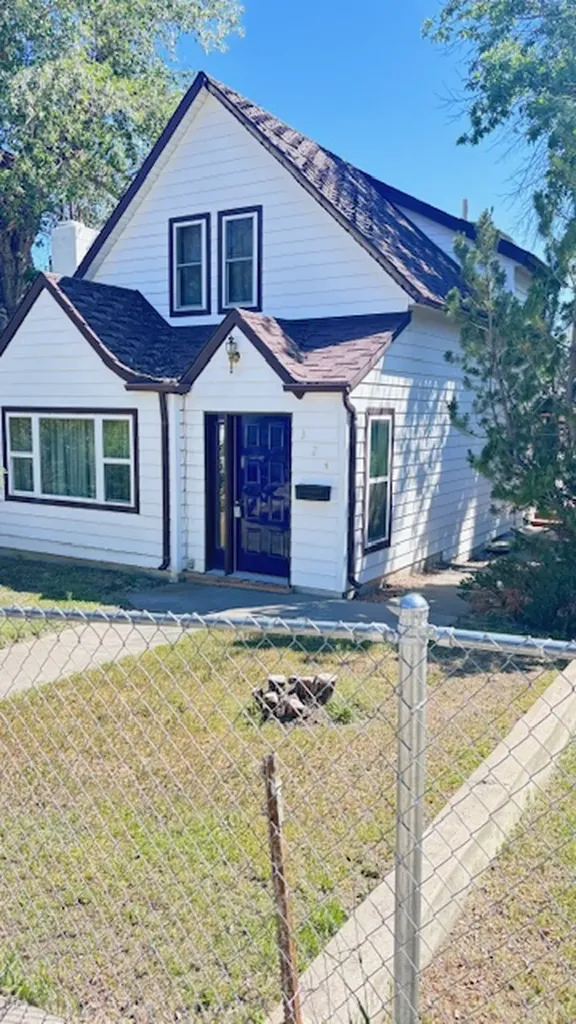 324 7th Avenue S Shelby MT 59474