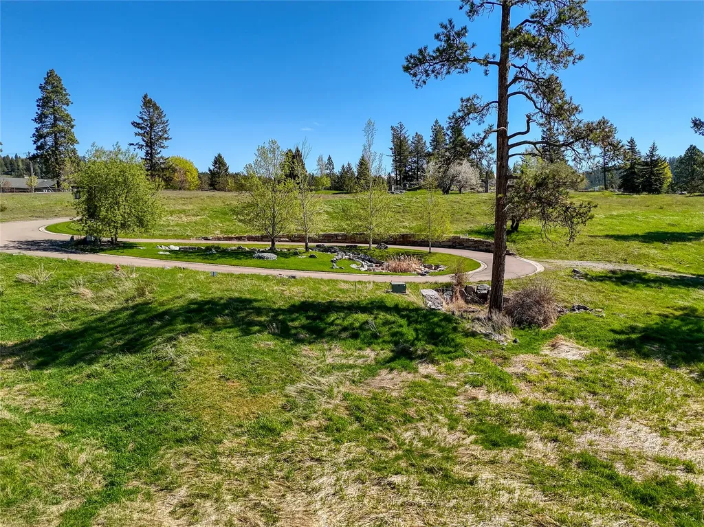 181 Fox Run Court Bigfork MT 59911