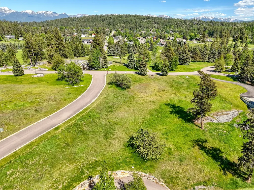 181 Fox Run Court Bigfork MT 59911