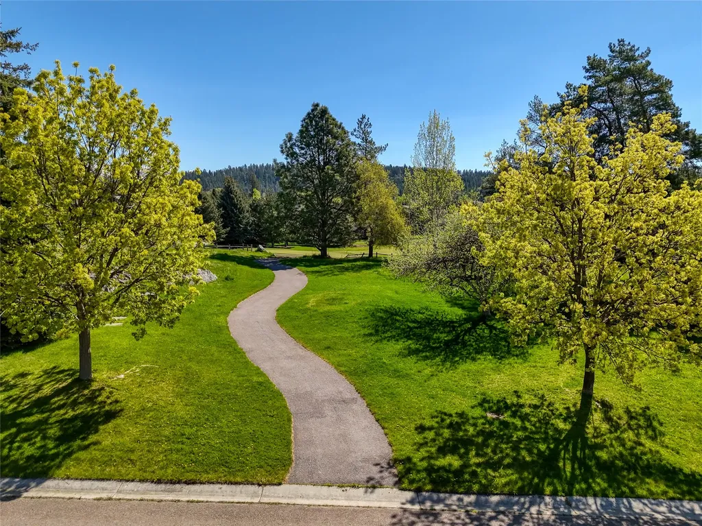 145 Fox Run Court Bigfork MT 59911