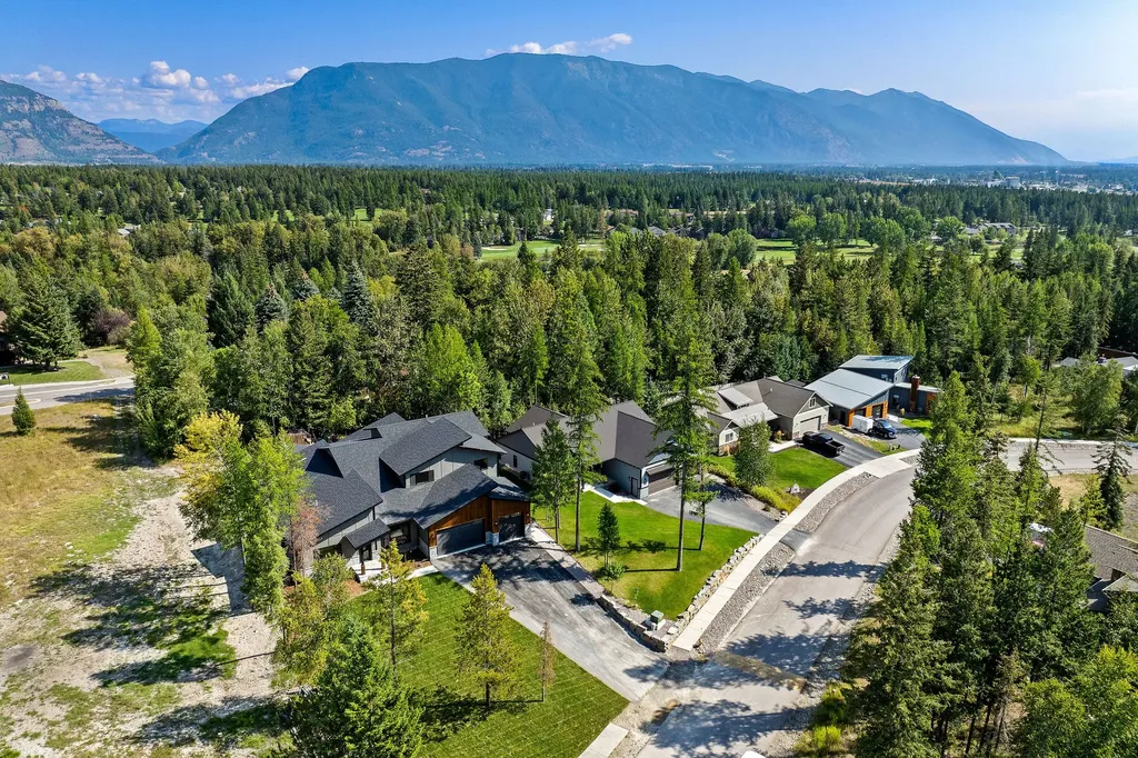 292 Turnberry Terrace Columbia Falls MT 59912