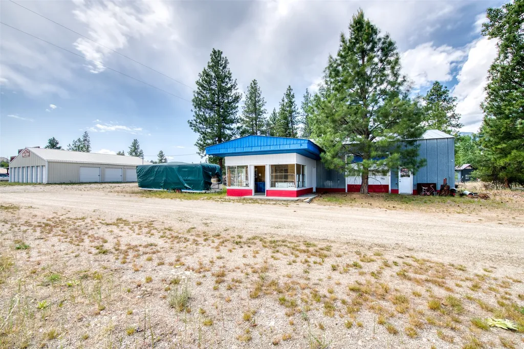 3565 Us Highway 93 S Darby MT 59829