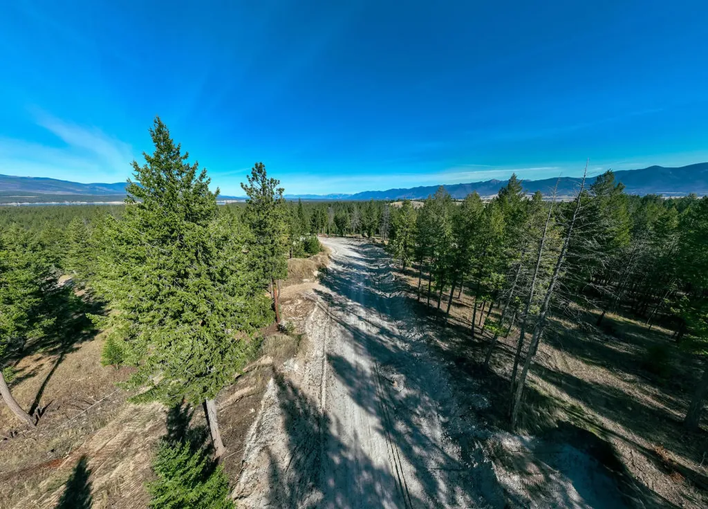 Lot 18 Lake Heights Eureka MT 59917