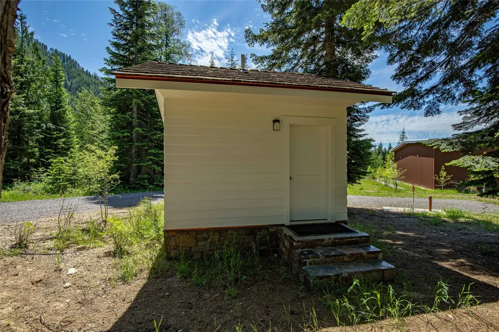 189 Blue Creek Road Heron MT 59844