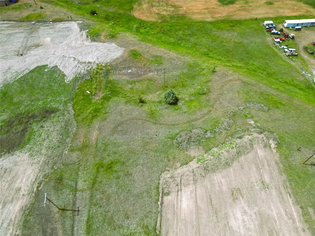 4 Acres Highway 93 Eureka MT 59917