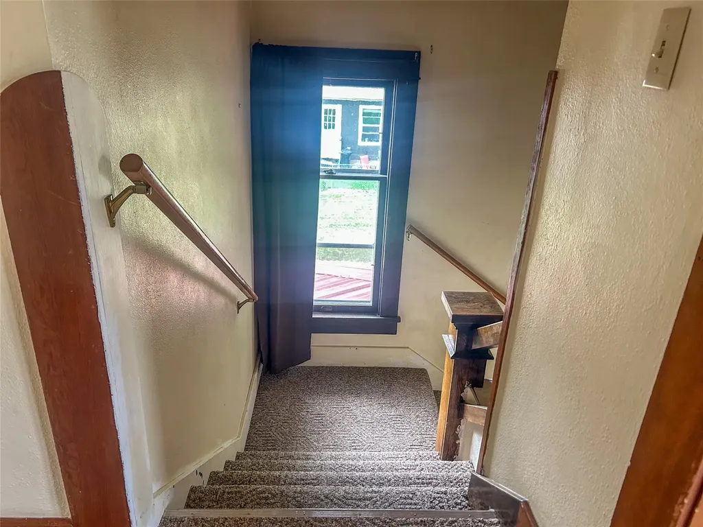 412 1st Avenue E Eureka MT 59917