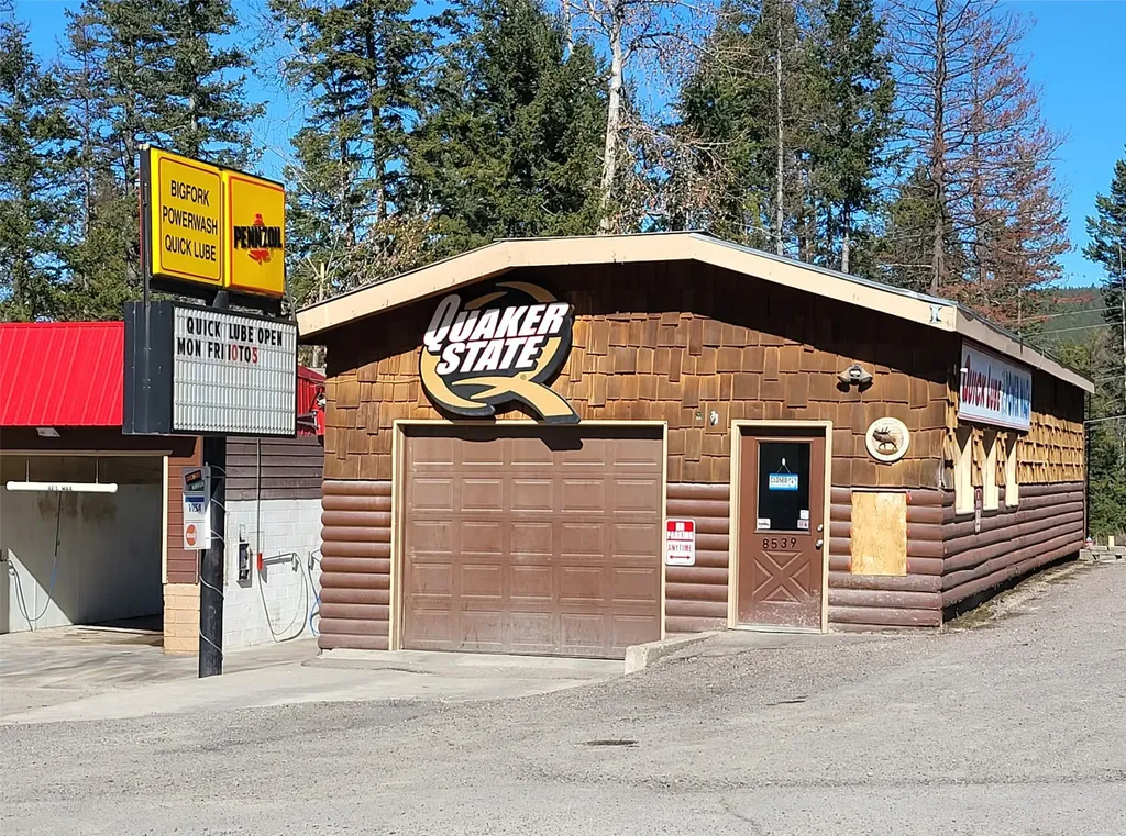 8539 Montana Highway 35 Bigfork MT 59911