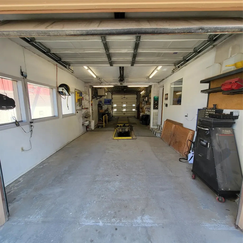 8539 Montana Highway 35 Bigfork MT 59911