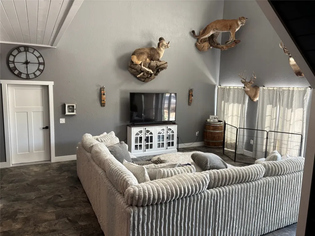 411 10th Avenue NE Choteau MT 59422