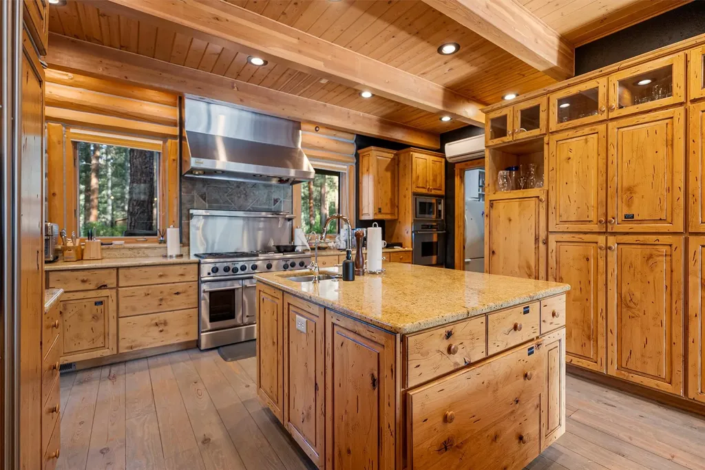 24 Russell Drive Hamilton MT 59840