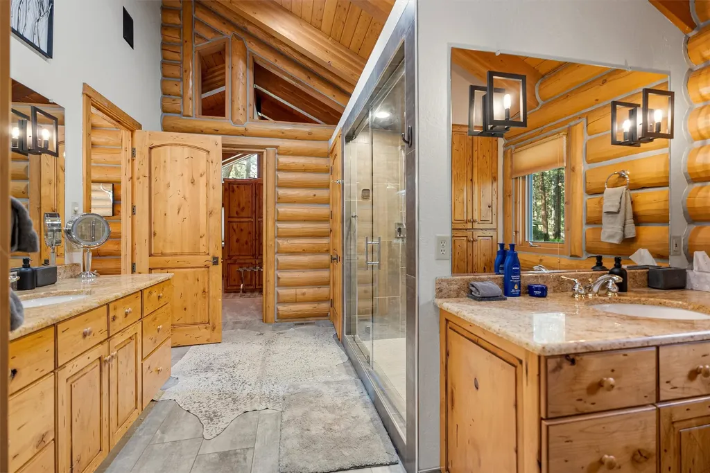 24 Russell Drive Hamilton MT 59840