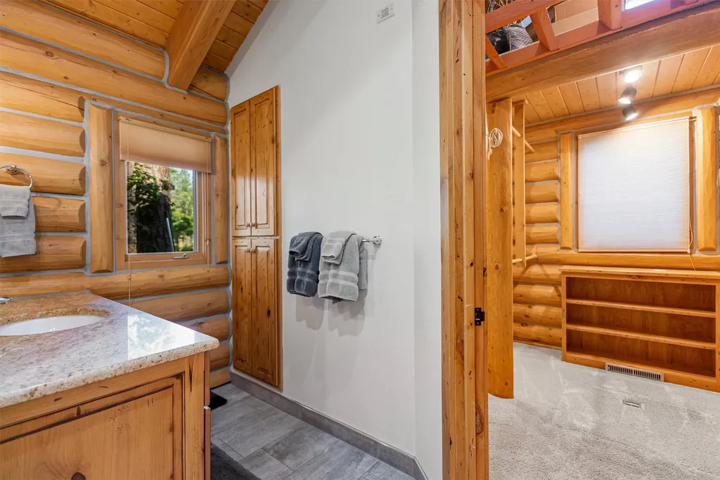 24 Russell Drive Hamilton MT 59840