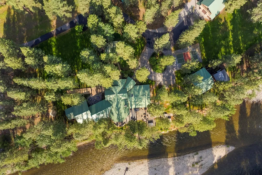 24 Russell Drive Hamilton MT 59840