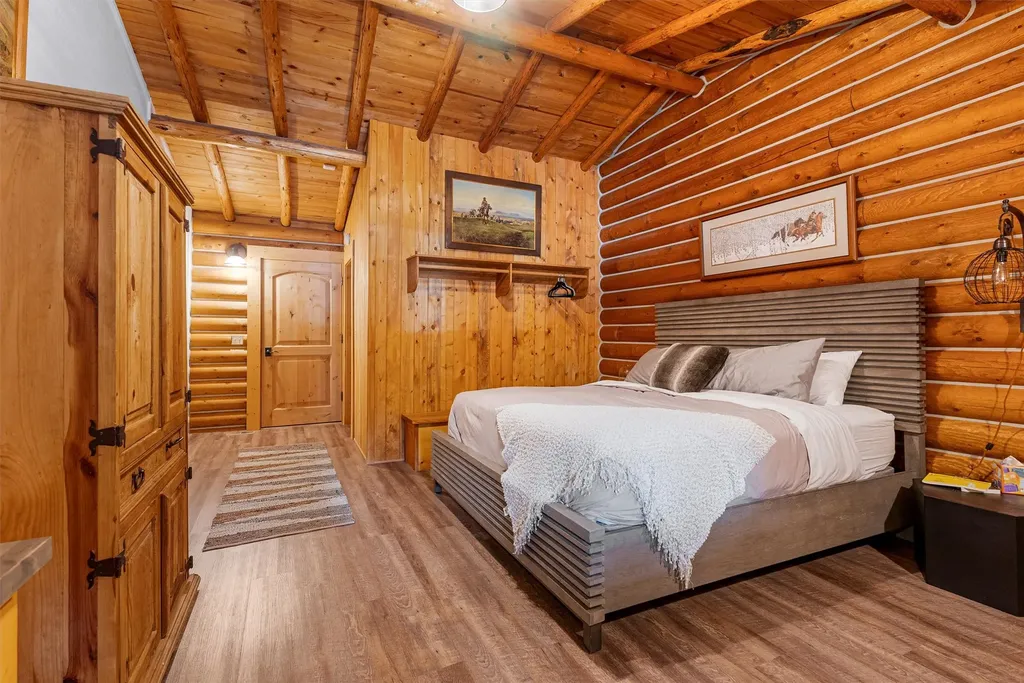 24 Russell Drive Hamilton MT 59840