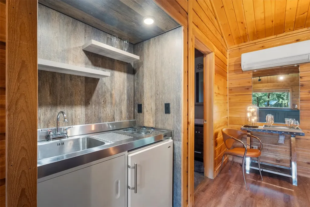 24 Russell Drive Hamilton MT 59840