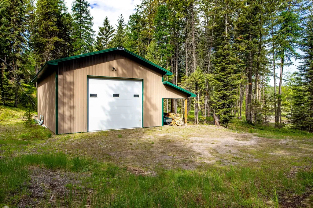 1029 Lake Of The Woods Lane Bigfork MT 59911