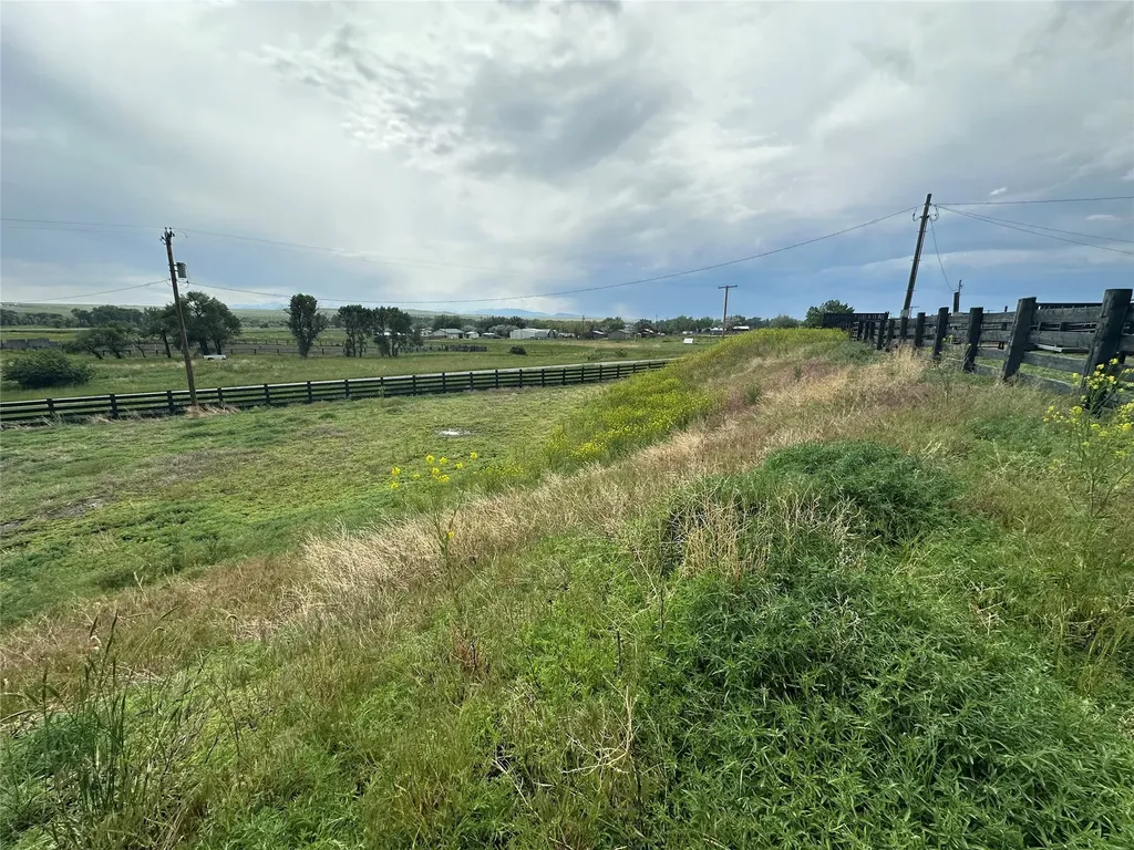 508 Hawkeye Road Harlowton MT 59036