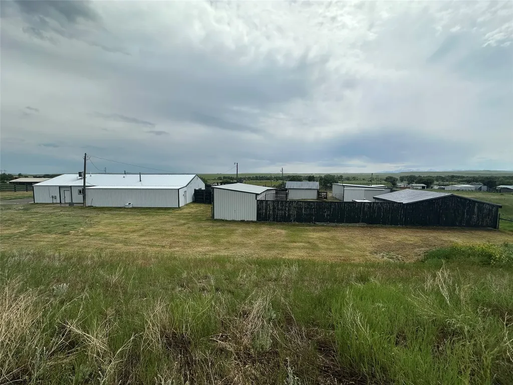 508 Hawkeye Road Harlowton MT 59036