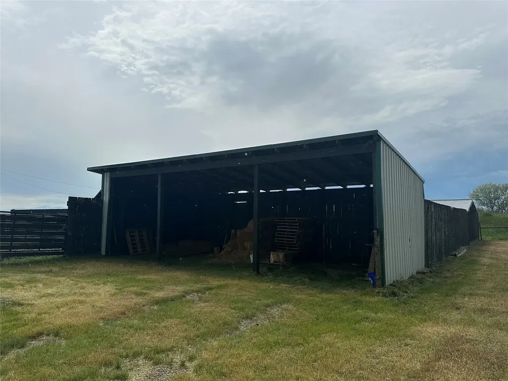 508 Hawkeye Road Harlowton MT 59036