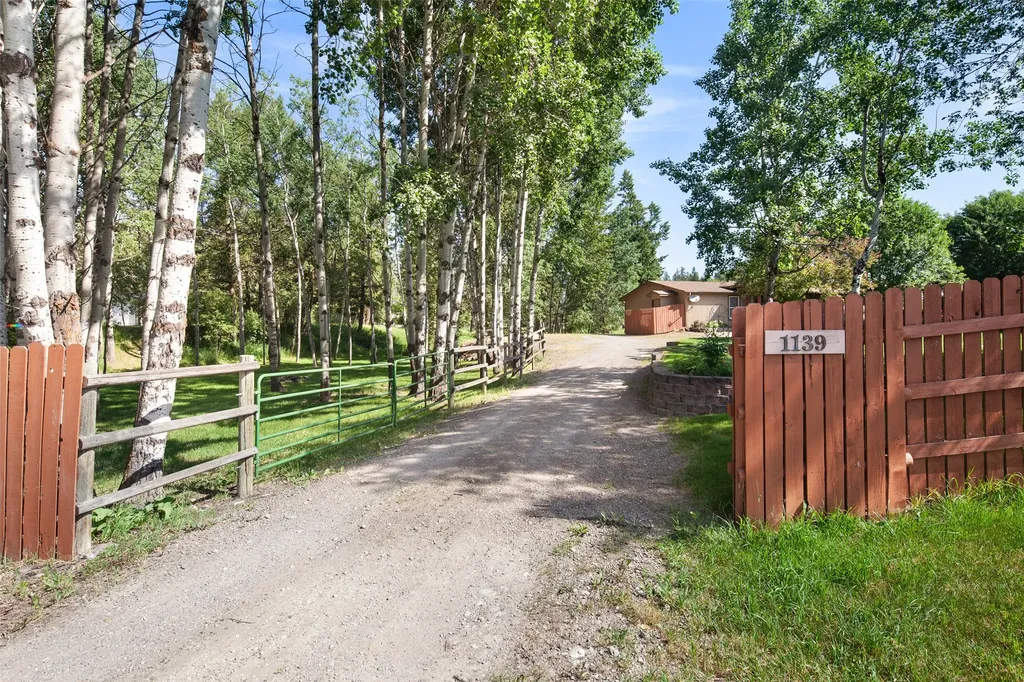 1139 Aspen Lane Kalispell MT 59901