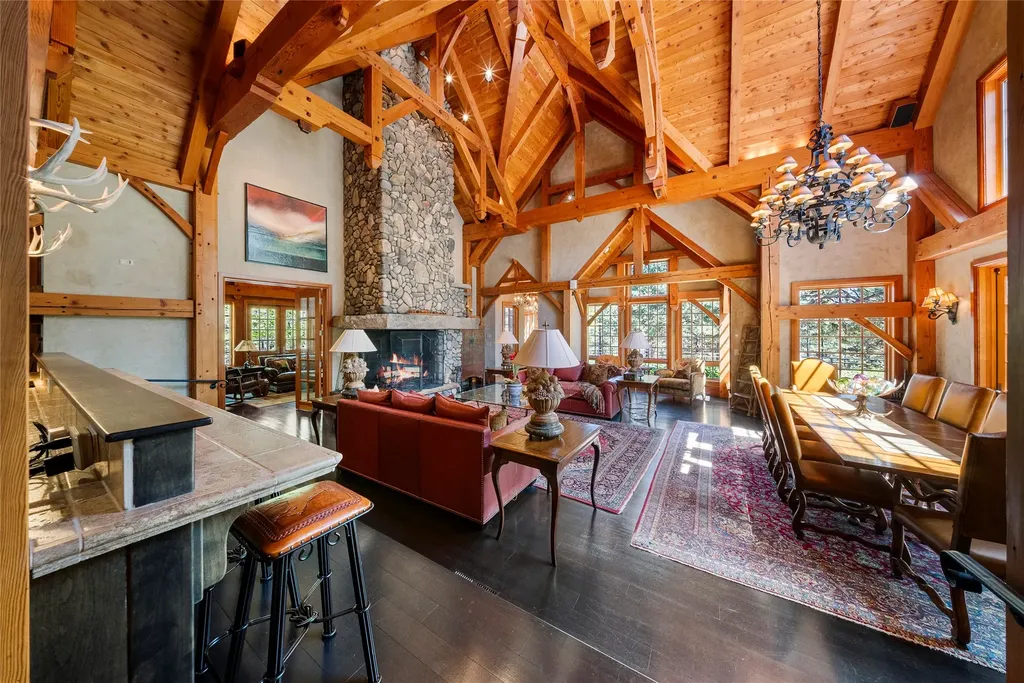594 Bunkhouse Road Darby MT 59829
