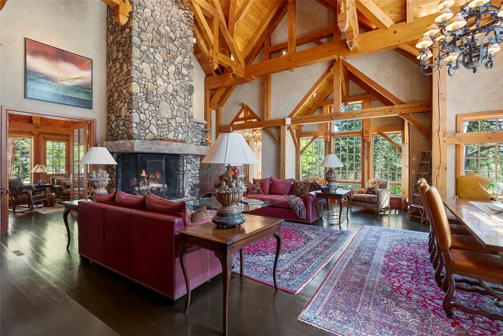594 Bunkhouse Road Darby MT 59829