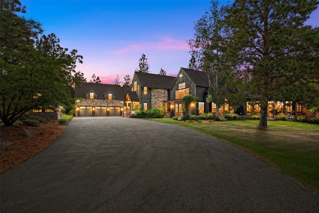 594 Bunkhouse Road Darby MT 59829